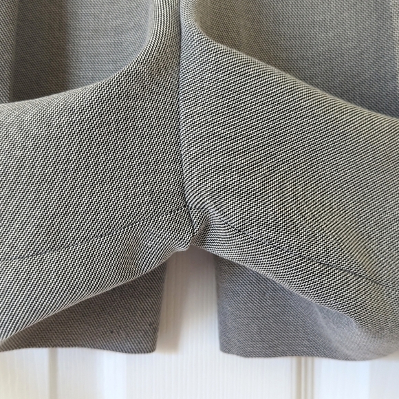 Express 90's Vintage Lightweight Chevron Knit High Waist Pleat Wide Leg Shorts 5 - Picture 8 of 14